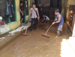 Polres Sumedang Bantu Warga Terdampak Banjir di Jatinangor