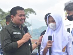 Bupati Sumedang Beri Motivasi Peserta Readathon