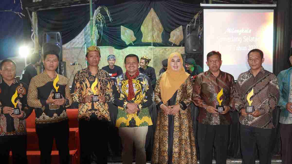 Malam Sultan Awards Tutup Rangkaian Milangkala Sumedang Selatan