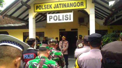 Jaga Soliditas, Kapolsek Jatinangor Sumedang Pimpin Apel Gabungan TNI, Polri Satpol PP