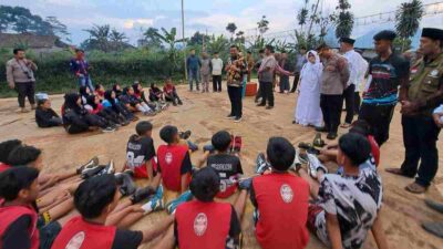 Yayasan GIT Fasilitasi Warga Perum Puri Bhayangkara Elok Kembangkan Olahraga Voli